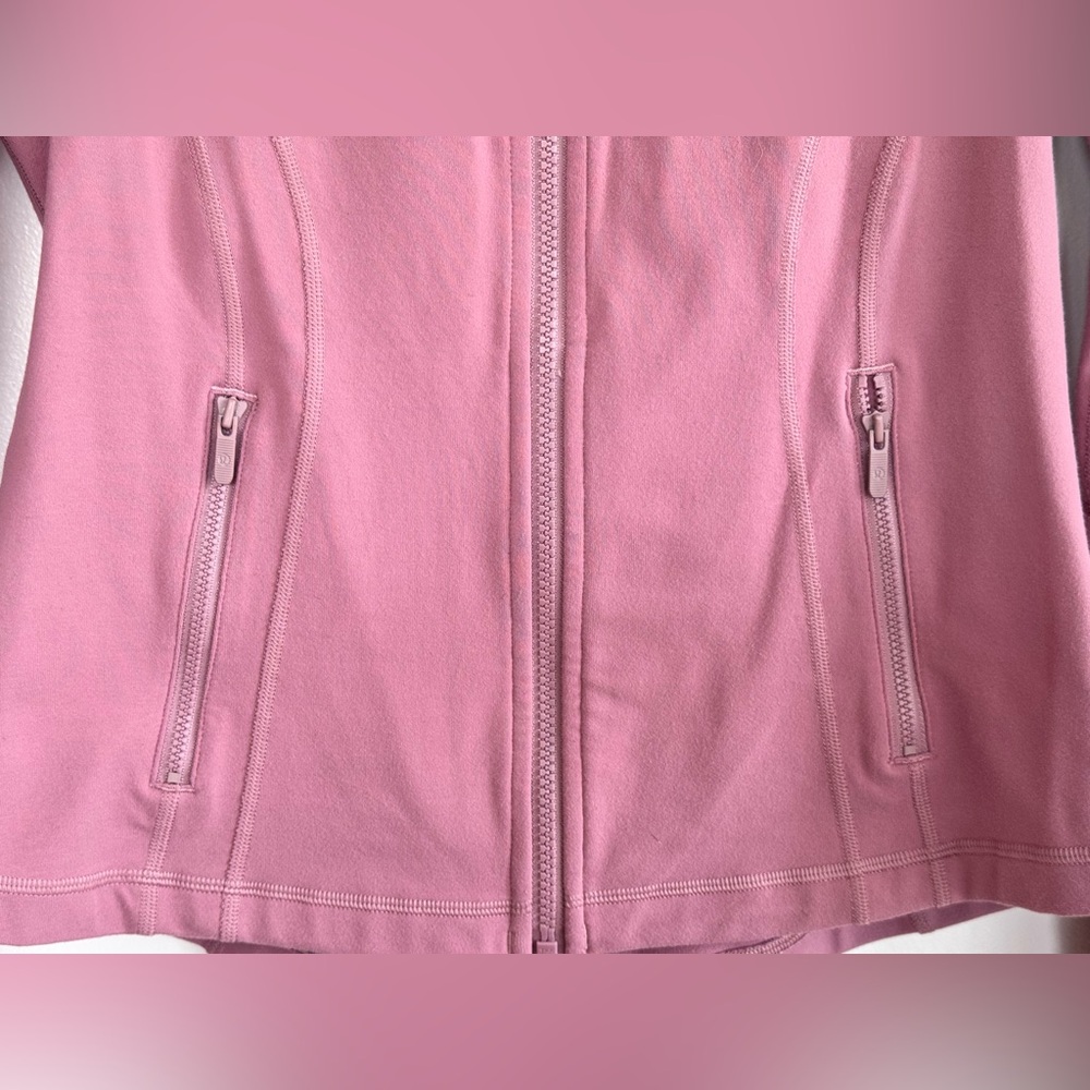 Lululemon Define Jacket, Quicksand, 1st Release 04/17  Style: W4F82S Size 8 - Picture 6 of 16